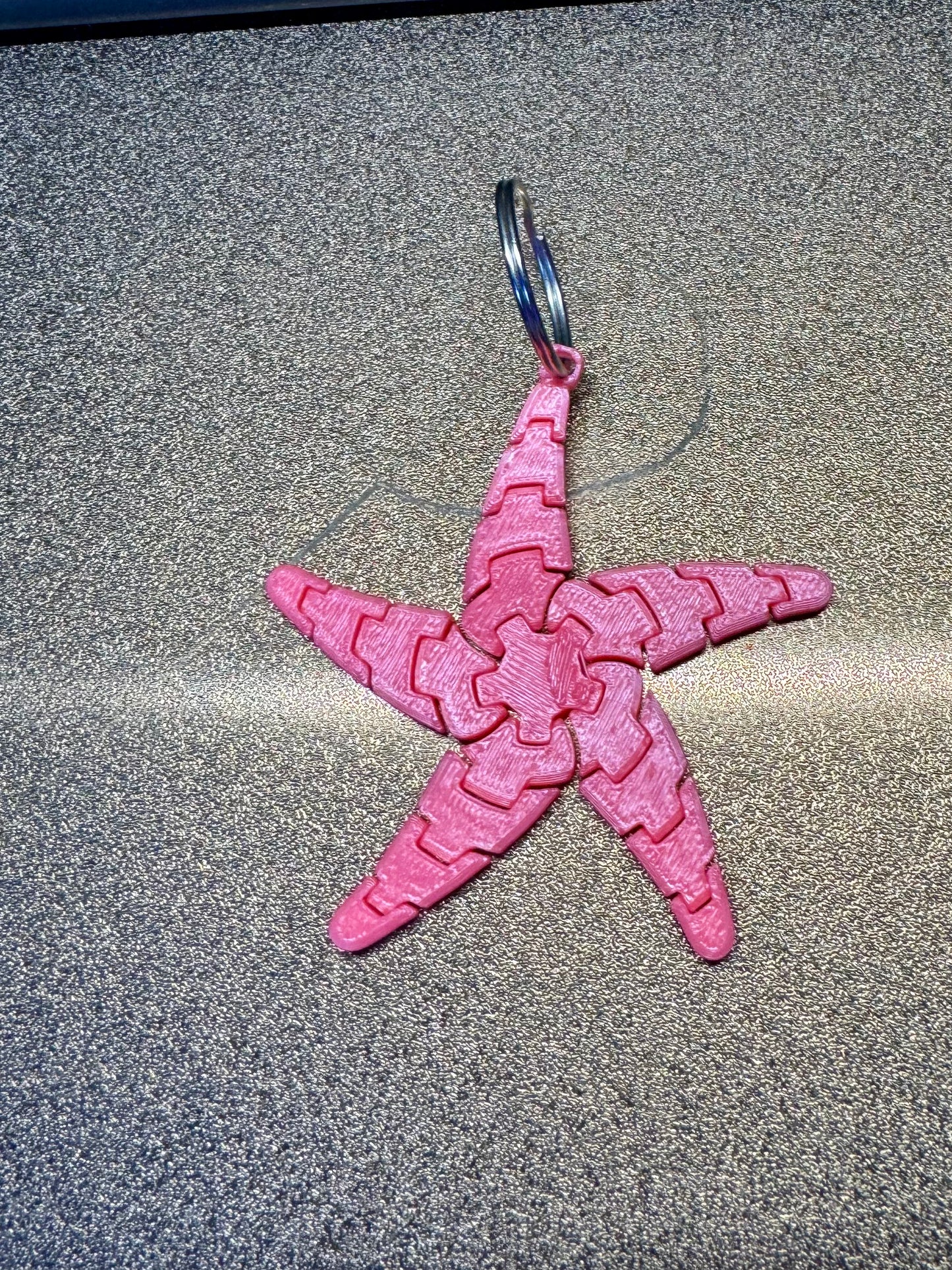 Flexi starfish keychain