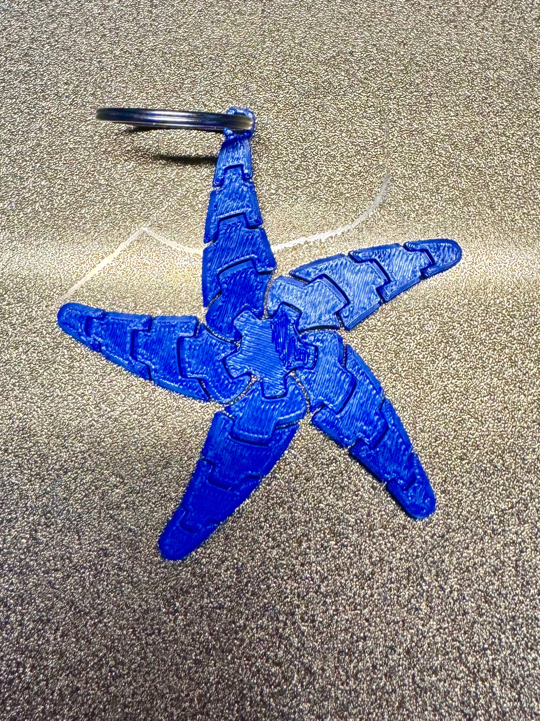 Flexi starfish keychain